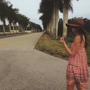 Meet your Posher, Anna